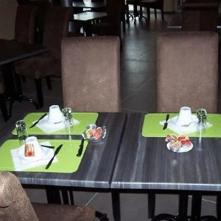Hotel Le Richevaux 2*
