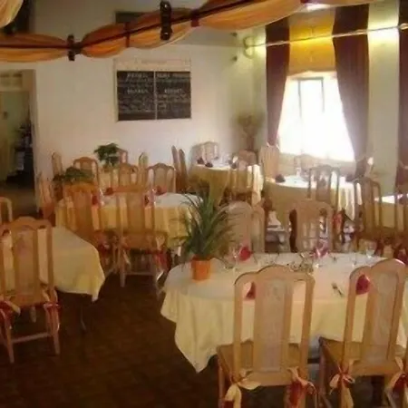 Le Richevaux 2*
